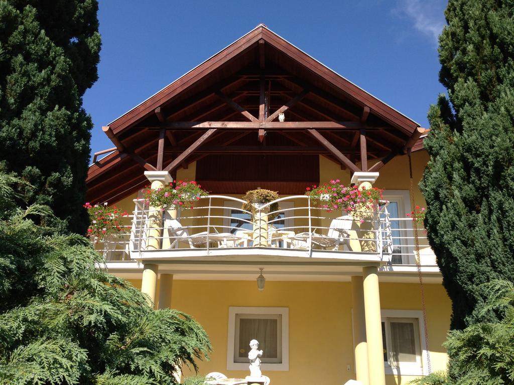 Villa Natalia Hévíz Esterno foto